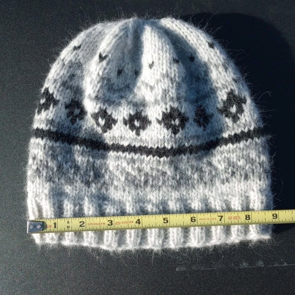 Men's Alpaca Fair Isle Beanie Wool Hat Handmade Knit White Gray Winter Nordic - Picture 9 of 9
